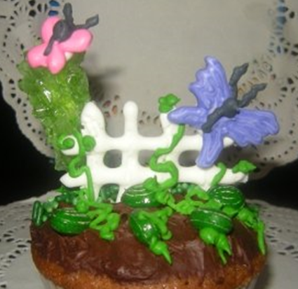 Image for event: Garden Cake Decorating